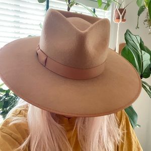 Lack of Color Teak Rancher